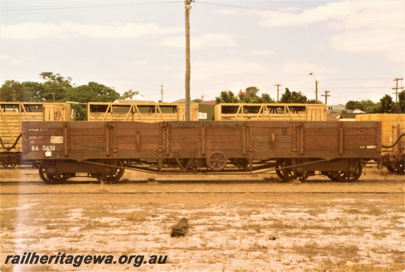 P19491
RA class 5651 bogie open wagon, brown livery, Bassendean, side view
