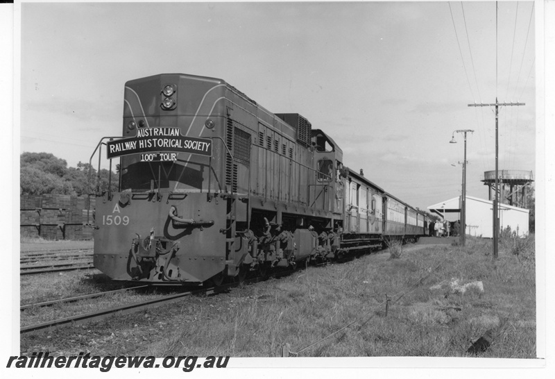 P19633
A class 1509 ARHS 100th Tour at Yarloop. SWR line.
