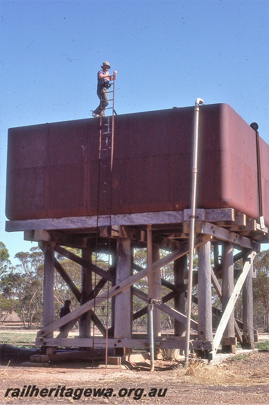 P19777
Water tower, sightseer, Burngup, WLG line
