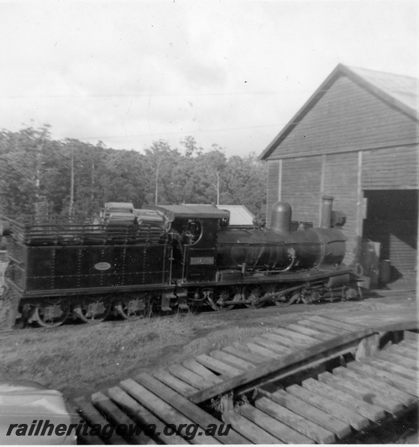 P19918
SSM loco 2 at Deanmill loco shed.
