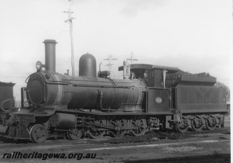 P20190
G class 108, 4-6-0 steam loco, front and side view
