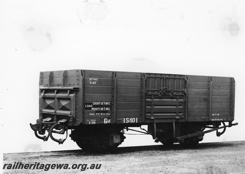 P20571
GM class 15401 open wagon, built by Tomlinsons Steel, with end doors for discharge, and varying capacities for light and heavy lines marked on the side, end and side view
