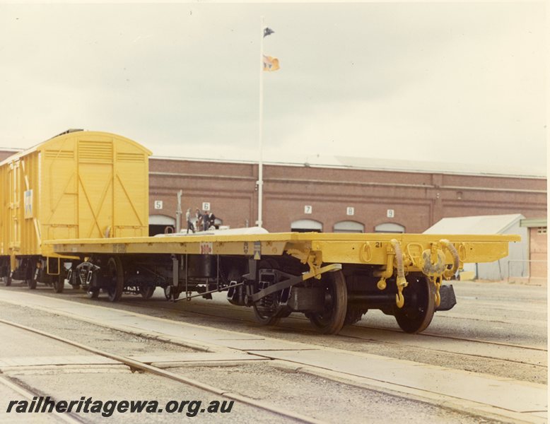 P20709
QBE class 23531 bogie flat wagon, as new yellow livery, Midland Workshops, side and end view
