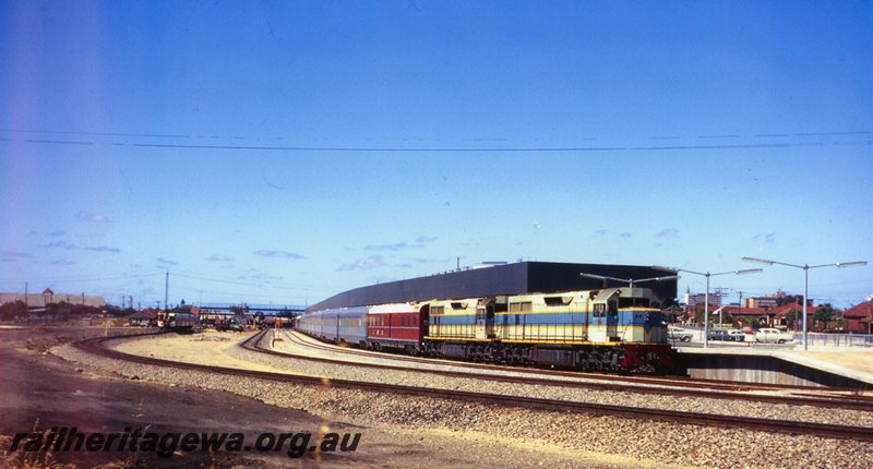 P20769
L classes (light blue livery) at Perth Terminal with the 