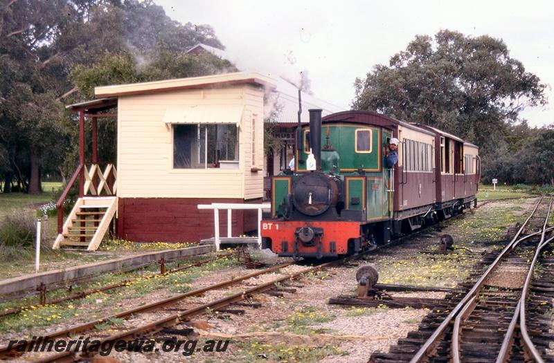 P21037
Bennett Brook Railway loco BT Class 1, ex-Collie staff cabin which has since been returned to Collie, Whiteman Park
