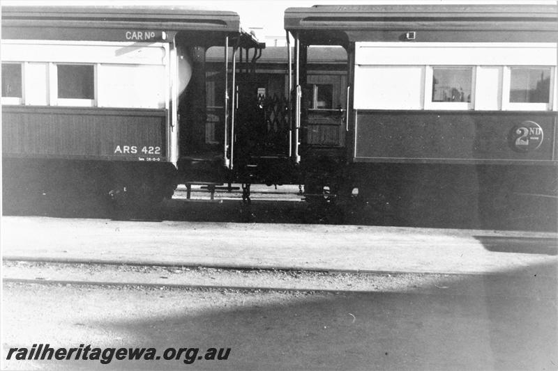 P21089
ARS class 422 (part), another 2nd class sleeping coach (part), showing open end platforms and gangway between carriages, Perth, ER line, side view
