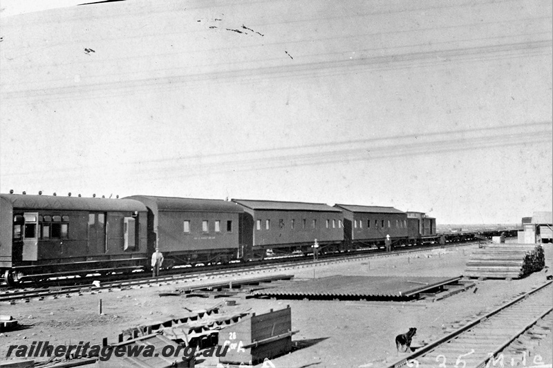 P21346
Rawlinna- station yard rear view of pay and passenger train.
