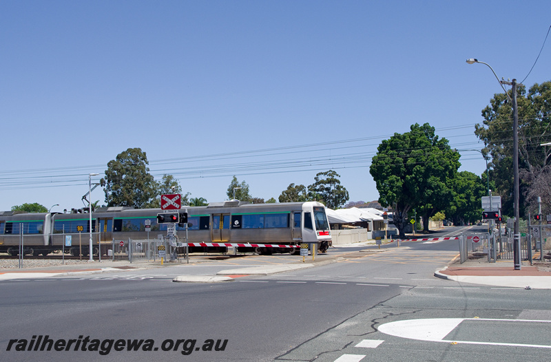 P23195
A series EMU set 45, level crossing, Mint Street Carlisle SWR line, side and end view
