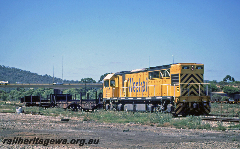 P23228
Q class 319, rail wagons, Bellevue, ER line, side and end view
