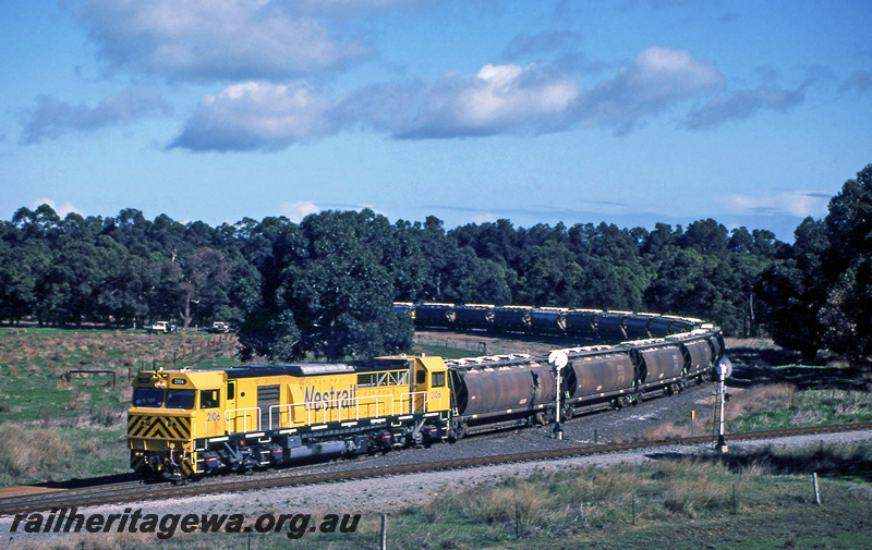 P23231
S class 2106on alumina train, Wagerup, SWR line, front and side view
