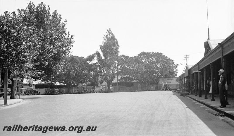 P23259
Bunbury Station - street  view. SWR line.
