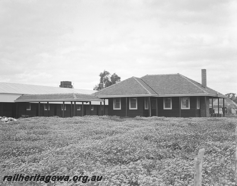 P23352
Northam Barracks. Water tower with twin 25,000 gallon cast iron tanks in background. ER line. This building is adjacent to the building in P23300.
