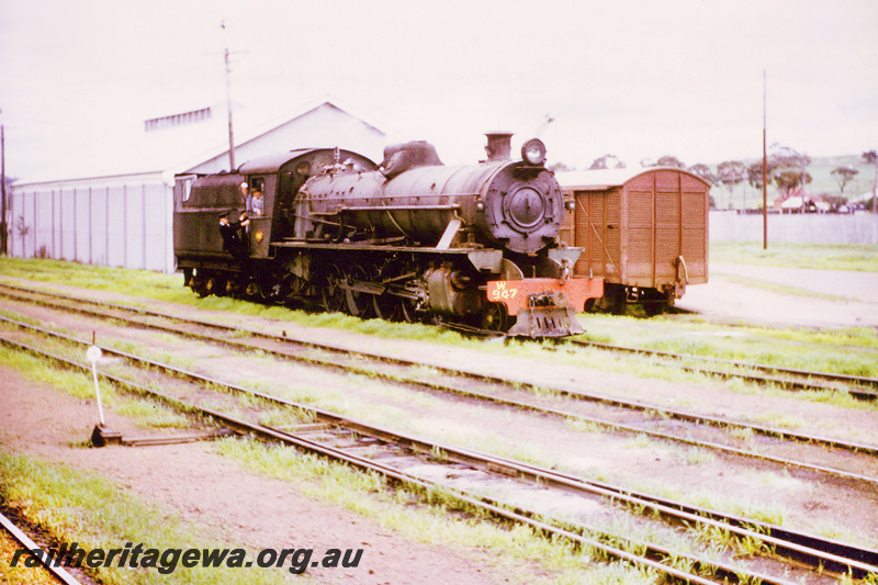 P23363
W class 947, part view of a FD class van, Little David point lever, goods shed, tracks in yard, York, GSR line, side and front view
