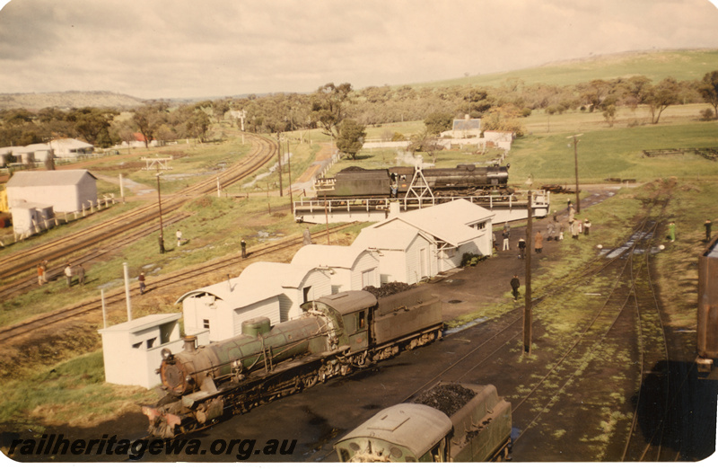 P23367
V class 1209 on turntable, W classes, small buildings loco depot, York, GSR line, elevated view of area behind the loco shed, ARHS tour to York
