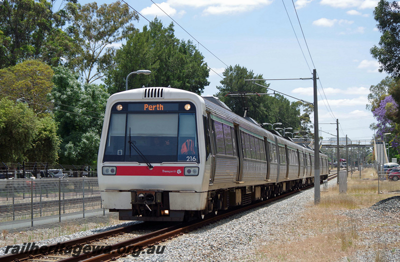 P23376
AEA class 216, AEB class 316, EMU set 16, overhead wires, East Guildford, ER line, end and side view
