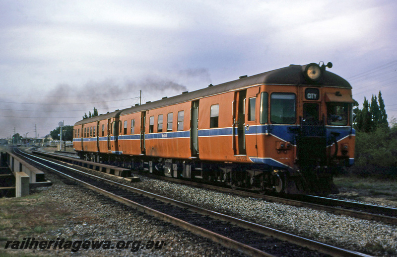 P23398
ADGV class 618, ADGV class 615, bridge, signal, Rivervale, SWR line, side and end view
