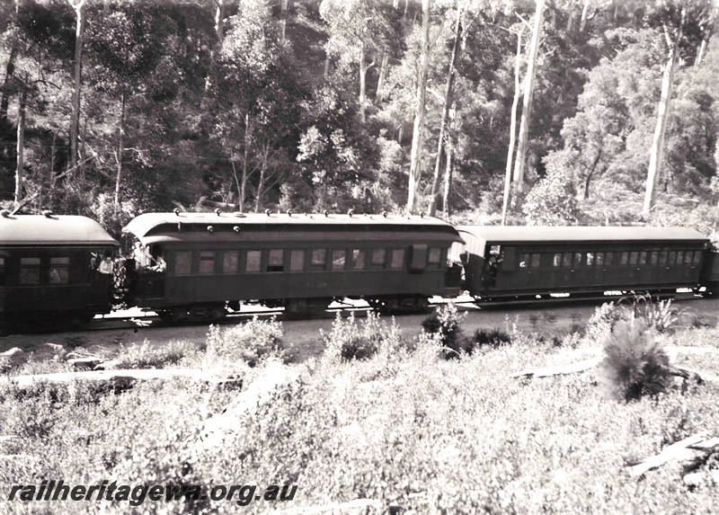 P23437
Commissioners South West Inspection Tour train  with carriages AM class 313, AL class 39, and AD class brake carriage..  Brockman, PP line  end and side view
