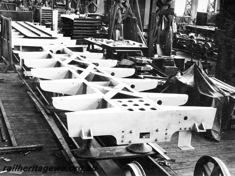 P23531
S class loco tender under construction at Midland workshops. Electric welding in progress.
