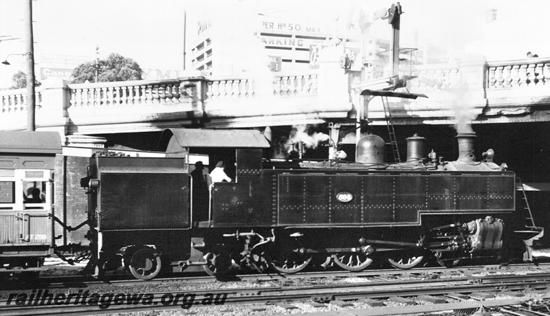 P23595
DD class 588. on passenger train, overhead bridge, Perth, ER line, side view
