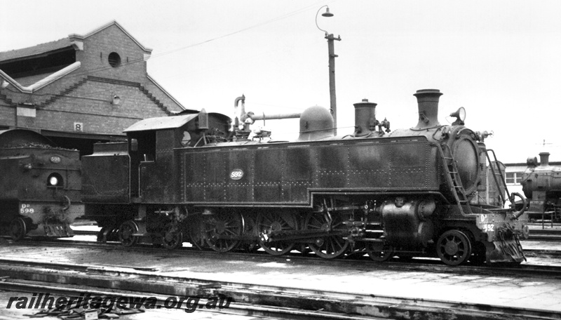 P23596
DD class 592, rear of DD class 598, loco depot, East Perth, ER line, side and front view
