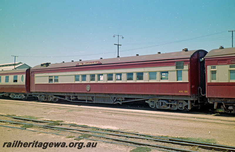P24131
AVL class 314 buffet lounge car with 
