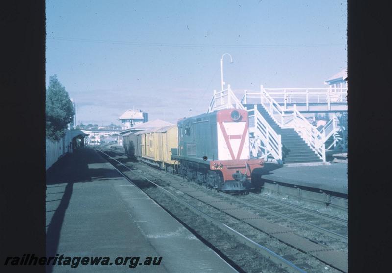T02196
Y class 1107, Claremont station, suburban goods train, heading east, same as P0821
