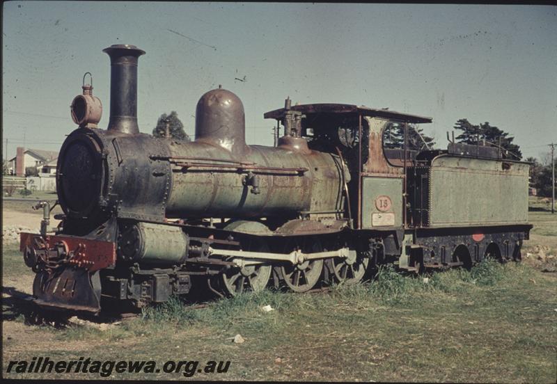 T02271
A class 15, green livery, Jaycee Park, Bunbury, preserved, front and side view, in neglected condition

