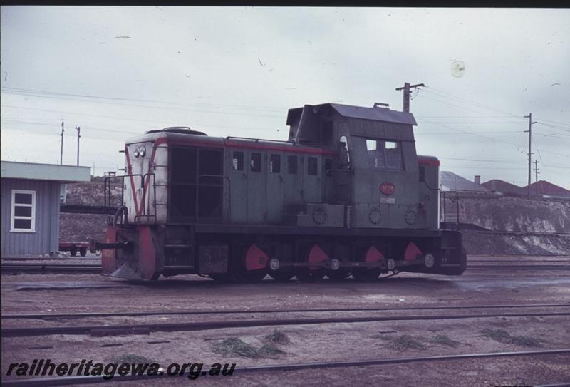 T02583
B class 1608, Fremantle, green livery.
