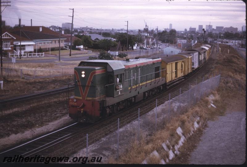 T02618
A class 1504, Mount Lawley, goods train
