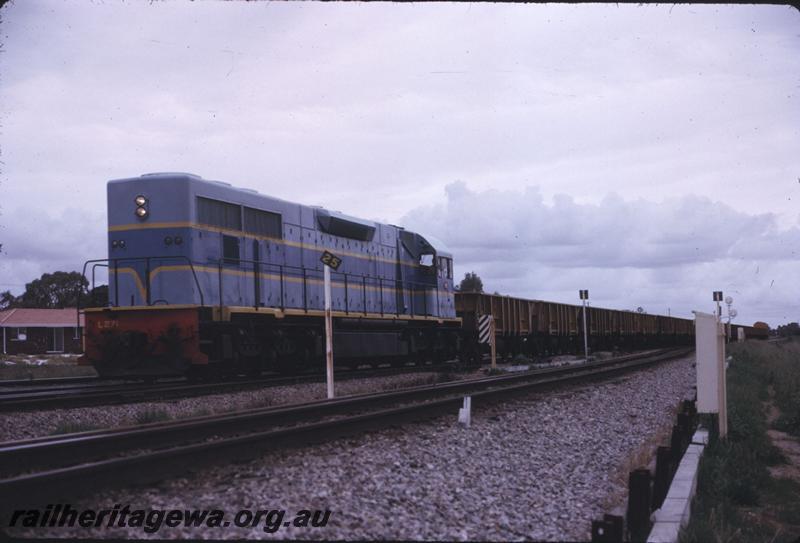 T02683
L class 271, Midland, empty ore train
