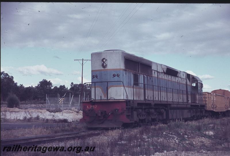 T02700
L class 267, original livery, Forrestfield, freight train
