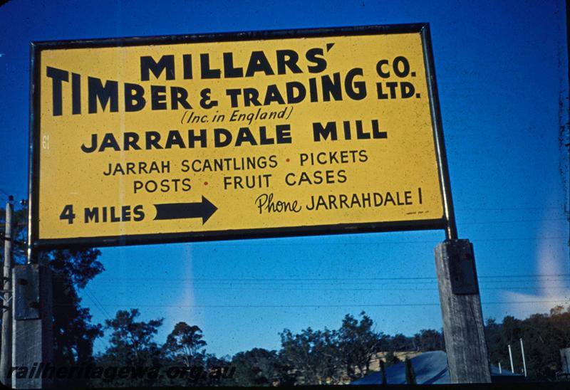 T02976
Millars Jarrahdale mill, entry sign

