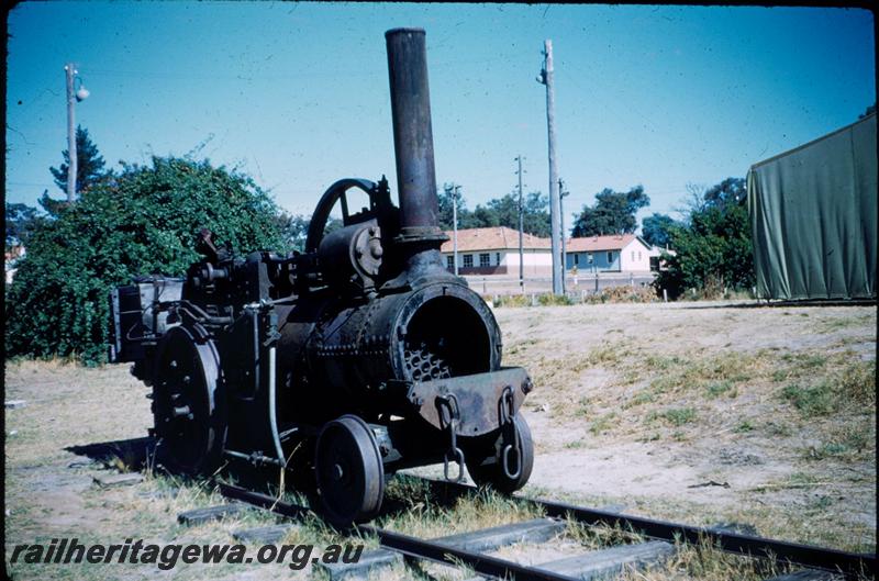 T03080
Rail mounted traction engine, 