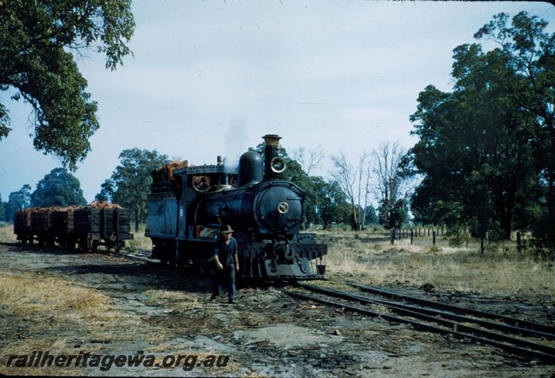 T03438
Millars loco G class 61, Mundijong, with short train loaded with firewood, loco detached from train
