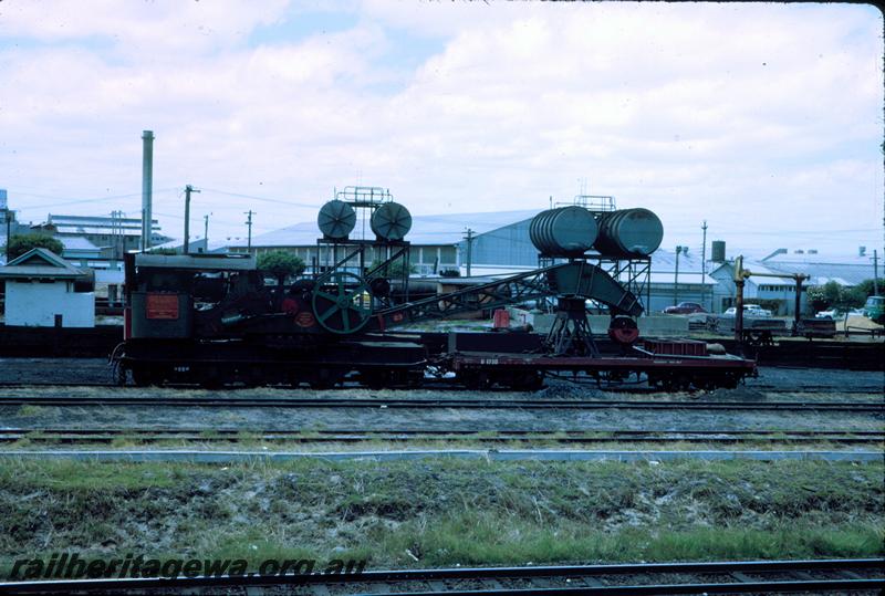 T03807
Crane No.23, U class 1730 flat wagon, East Perth loco depot, side view

