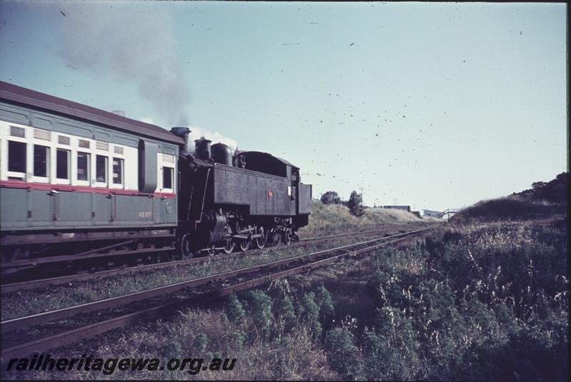 T04211
DD class 600, bunker leading, Royal Show train

