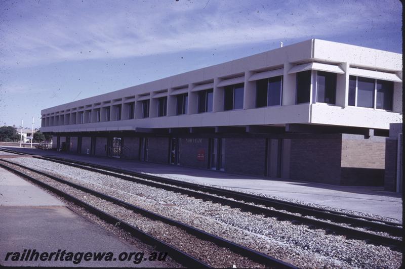 T04310
Station building, the new station at Northam, trackside and end view.
