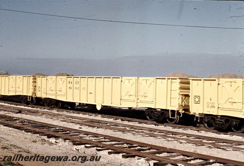 T04680
WG class standard gauge open (box) wagons at Midland Workshops. See T4649, T4650, T4670 and T4677.
