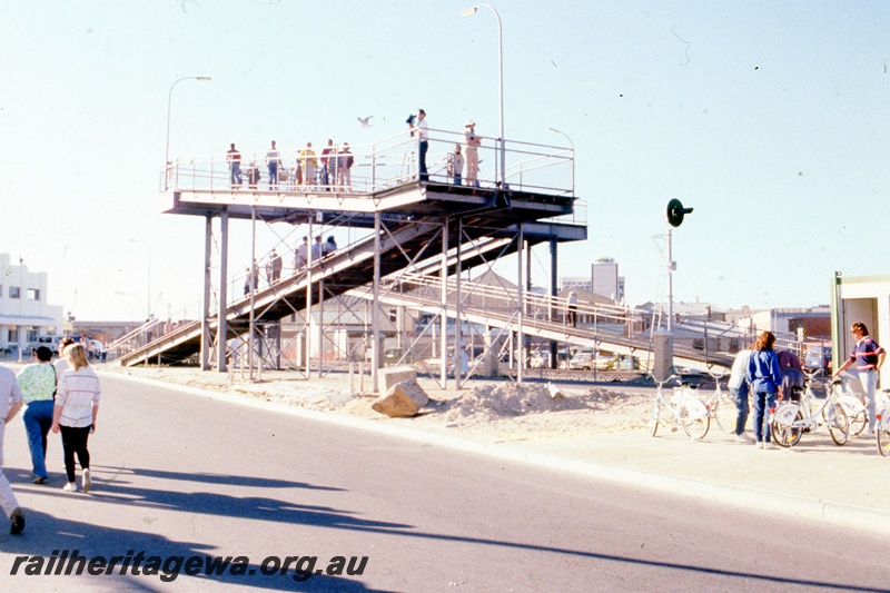T05498
Footbridge near Esplanade Station, Fremantle. FA line
