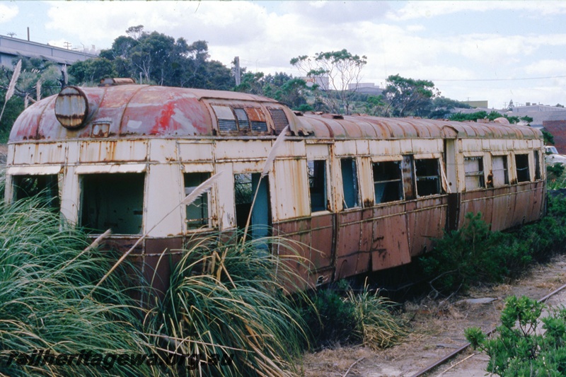 T05516
ADE class railcar derelict condition 
