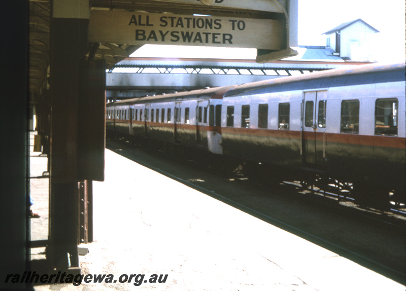 T05674
Perth Station - all stations to Bayswater  destination board. ER line
