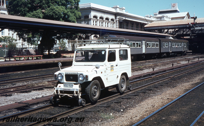 T05703
Westrail Daihatsu road rail vehicle Perth Station. ER line.
