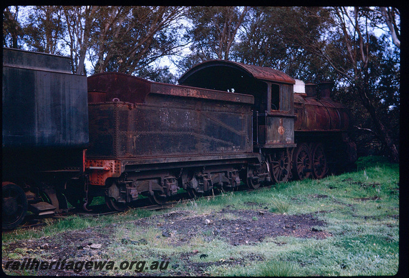 T06169
ES Class 321, written off awaiting scrapping, loco number chalked on cabside, Midland Workshops
