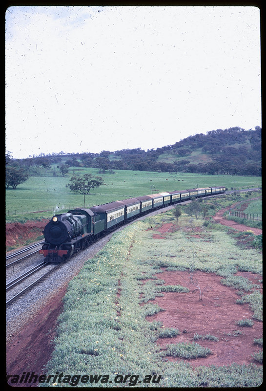 T06309
S Class 548 