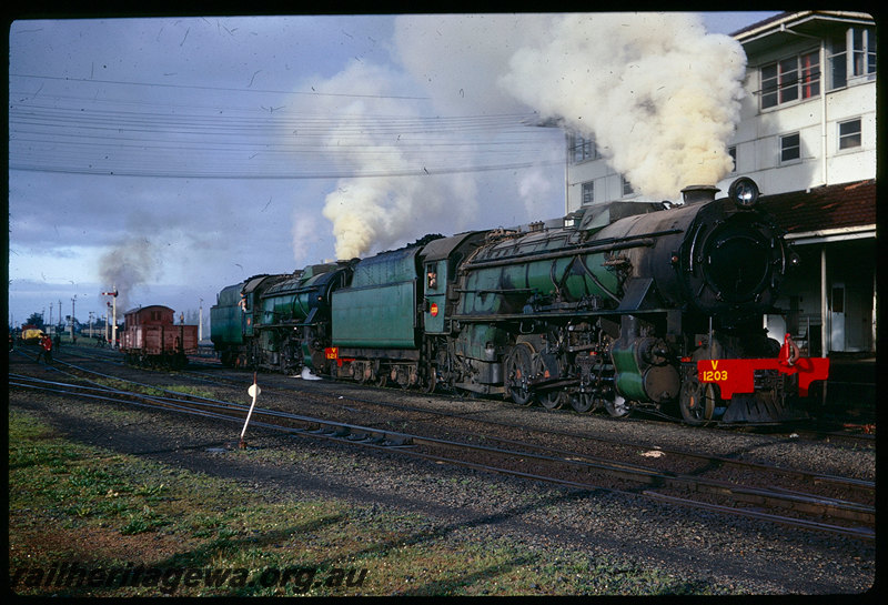 T06315
V Class 1203 and V Class 1215 preparing to take over ARHS 