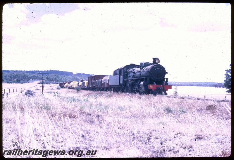 T06428
PM Class 701, Up goods train towards Collie, Bowelling, station nameboard, BN line
