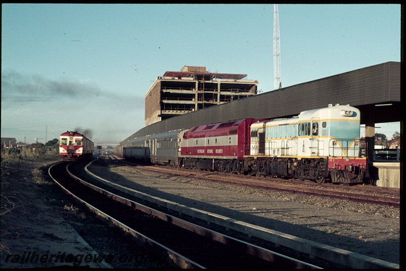 T06997
H Class 1, piloting Australian National Railways CL Class 13, 