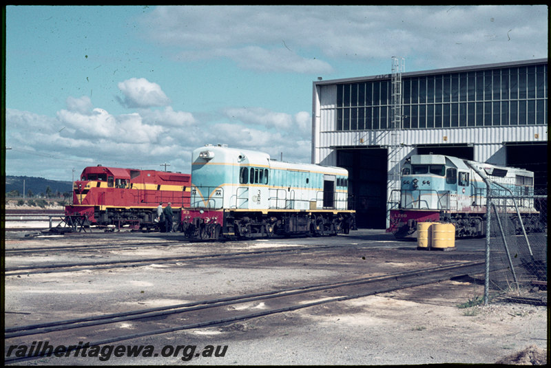 T07028
L Class 257, International Orange livery, H Class 3, L Class 268, Forrestfield Loco Depot
