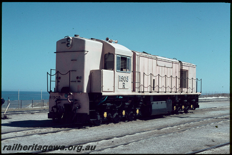 T07089
R Class 1905, pink undercoat, Leighton Yard, little david point lever
