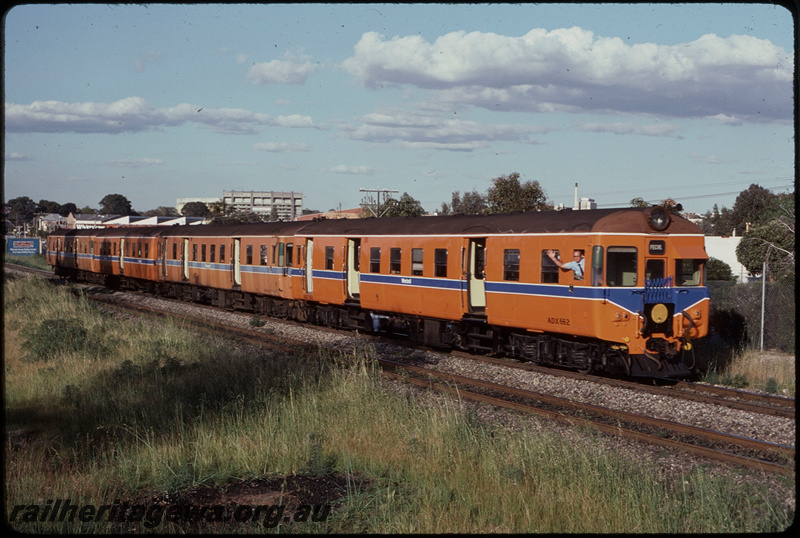 T07820
ADX Class 662 with ADX/ADA/ADX Class railcar set, Up Show Special, between Subiaco and Daglish, ER line
